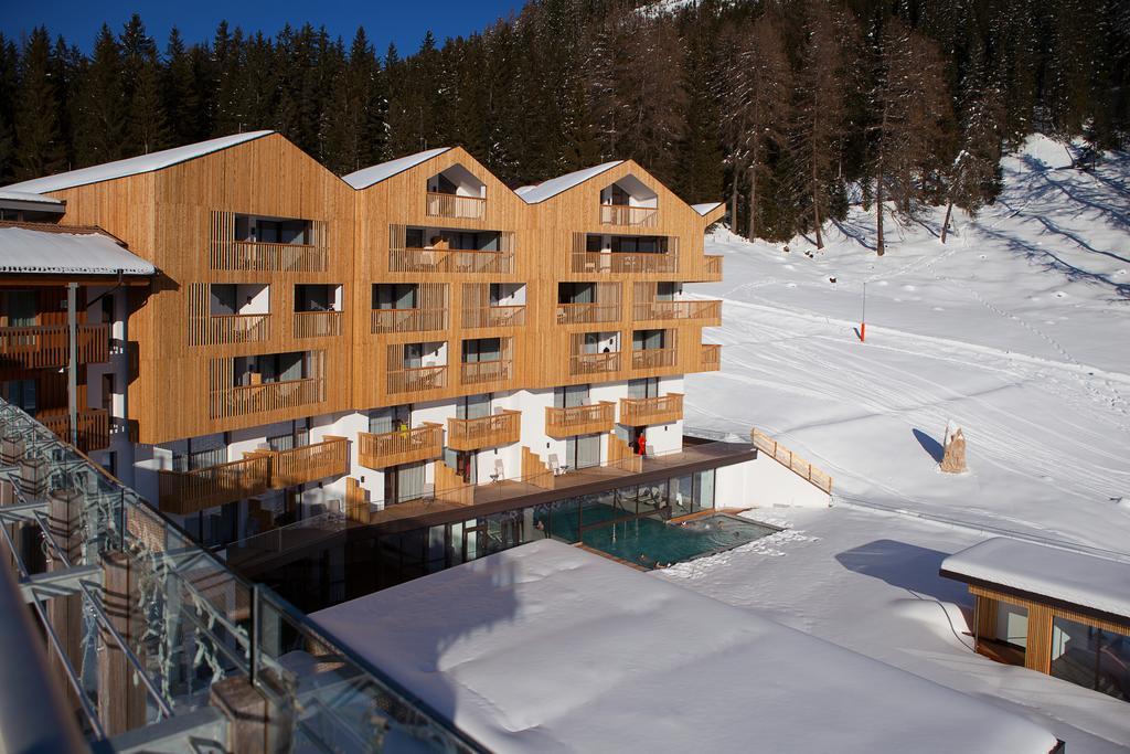 Hotel Cristal Obereggen Exteriör bild